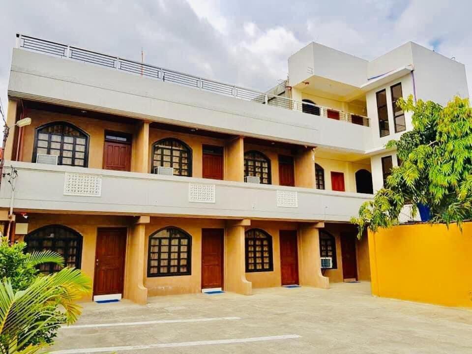 Jprime Apartelle Tuguegarao Zewnętrze zdjęcie